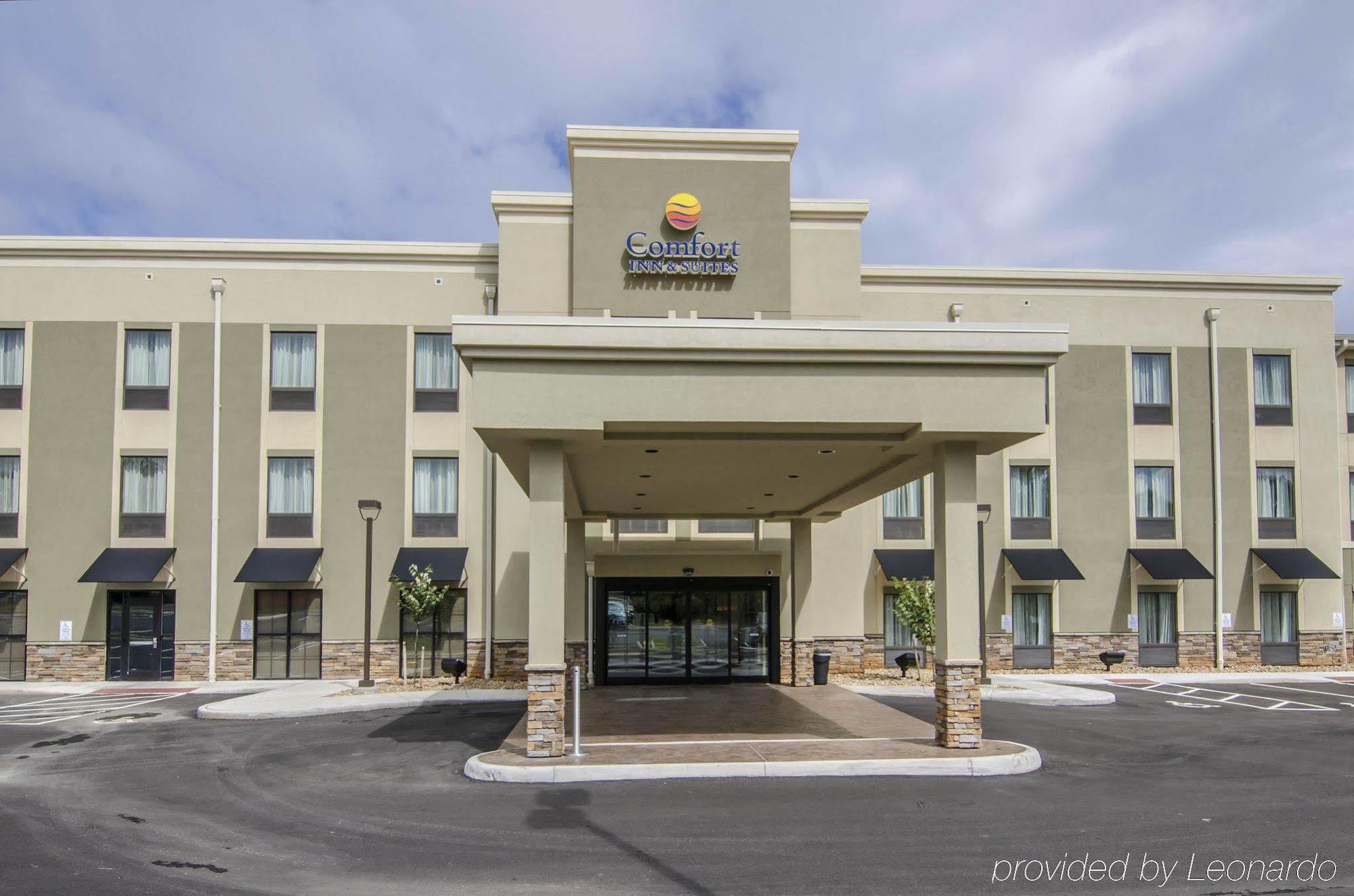 Comfort Inn & Suites Lynchburg Airport - University Area Eksteriør billede