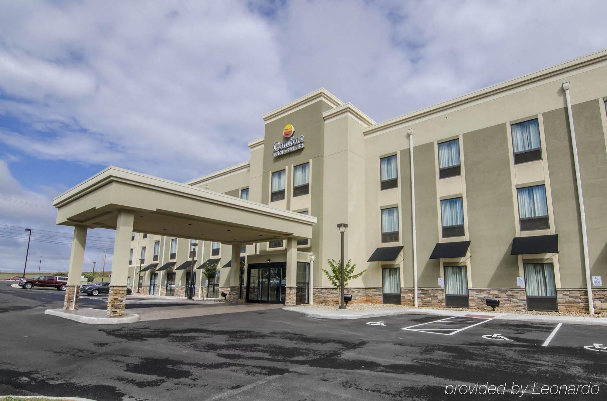 Comfort Inn & Suites Lynchburg Airport - University Area Eksteriør billede